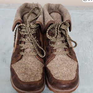 Chaco Brown and Tan Shoes